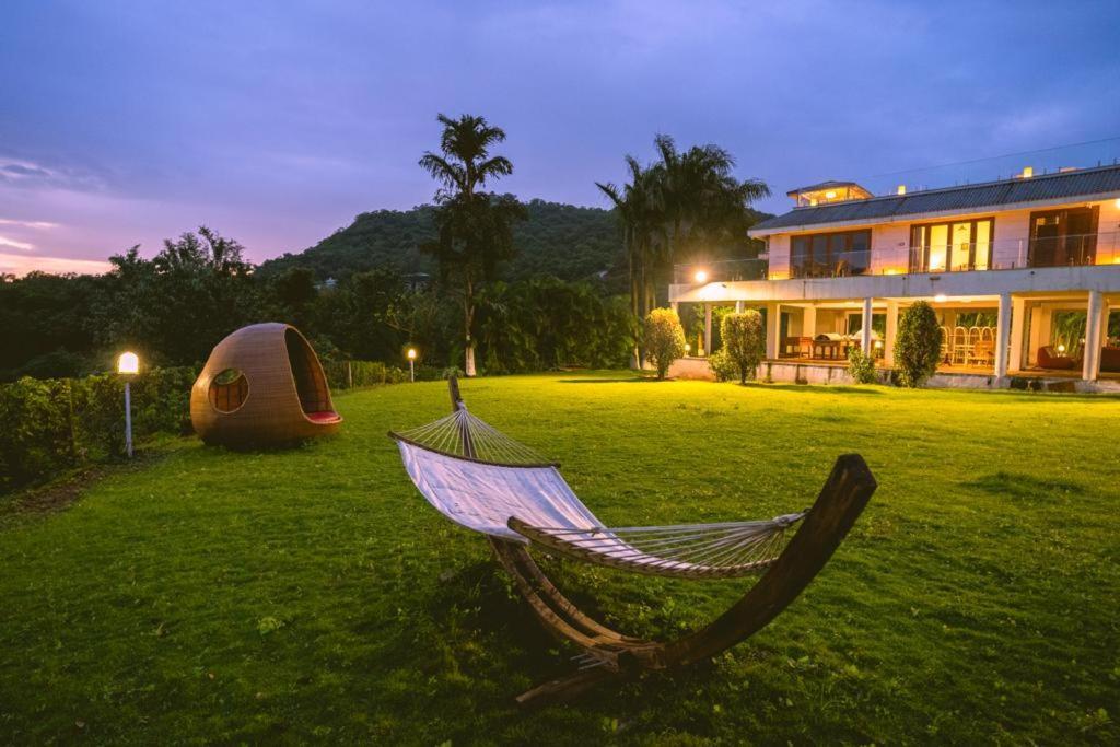 Pawna By Hangout Villas Lonavala Exterior photo